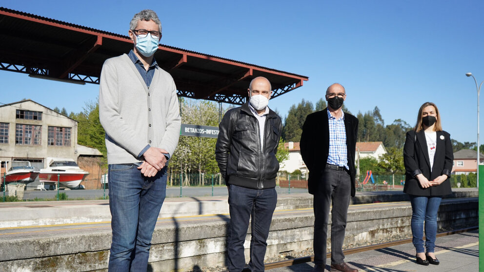 Néstor Rego coas voceiras municipais de Ferrol, A Coruña e Betanzos