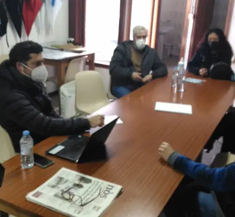 Mon Fern&aacute;ndez e Mercedes Tob&iacute;o con representantes de Galicia T&eacute;xtil