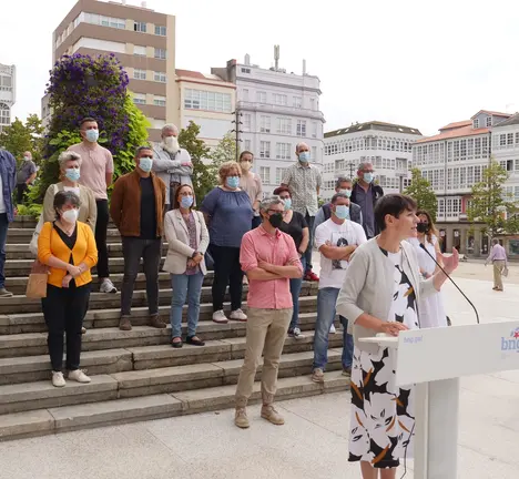 Ana Pont&oacute;n co Grupo Parlamentar e gobernos BNG da comarca