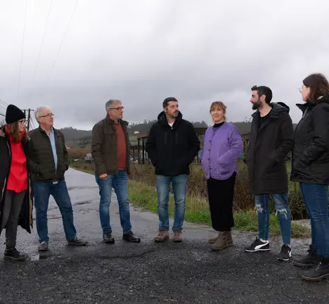 Secundino Garc&iacute; xunto a M&oacute;n Fern&aacute;ndez e o BNG de San Sadurni&ntilde;o